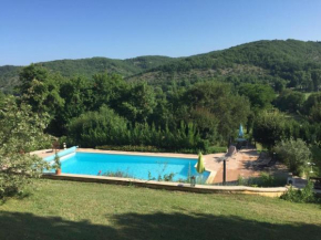 Le Prieuré, Villa au calme, au nord du Lot, 5 chambres avec piscine chauffée